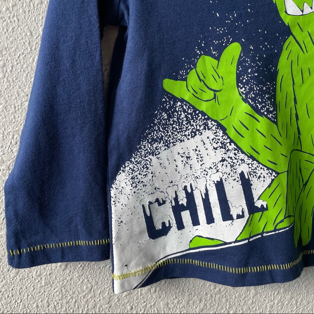 3/$15 Joe Fresh Chill Dinosaur 3D Top 12-18 Months - Picture 3 of 6